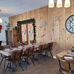 Hotel Les Jolis Coeurs *