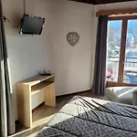 Les Jolis Coeurs * Thiéfosse