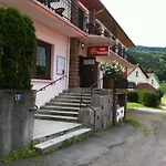 Les Jolis Coeurs Thiéfosse