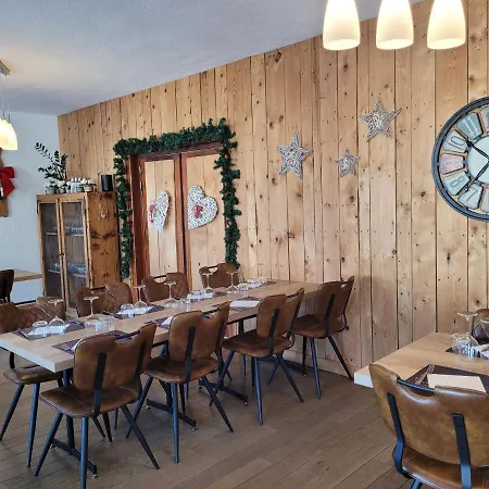 ホテル Les Jolis Coeurs *