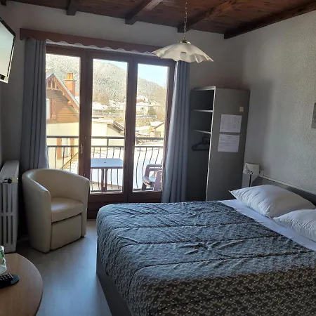 Les Jolis Coeurs Hotel